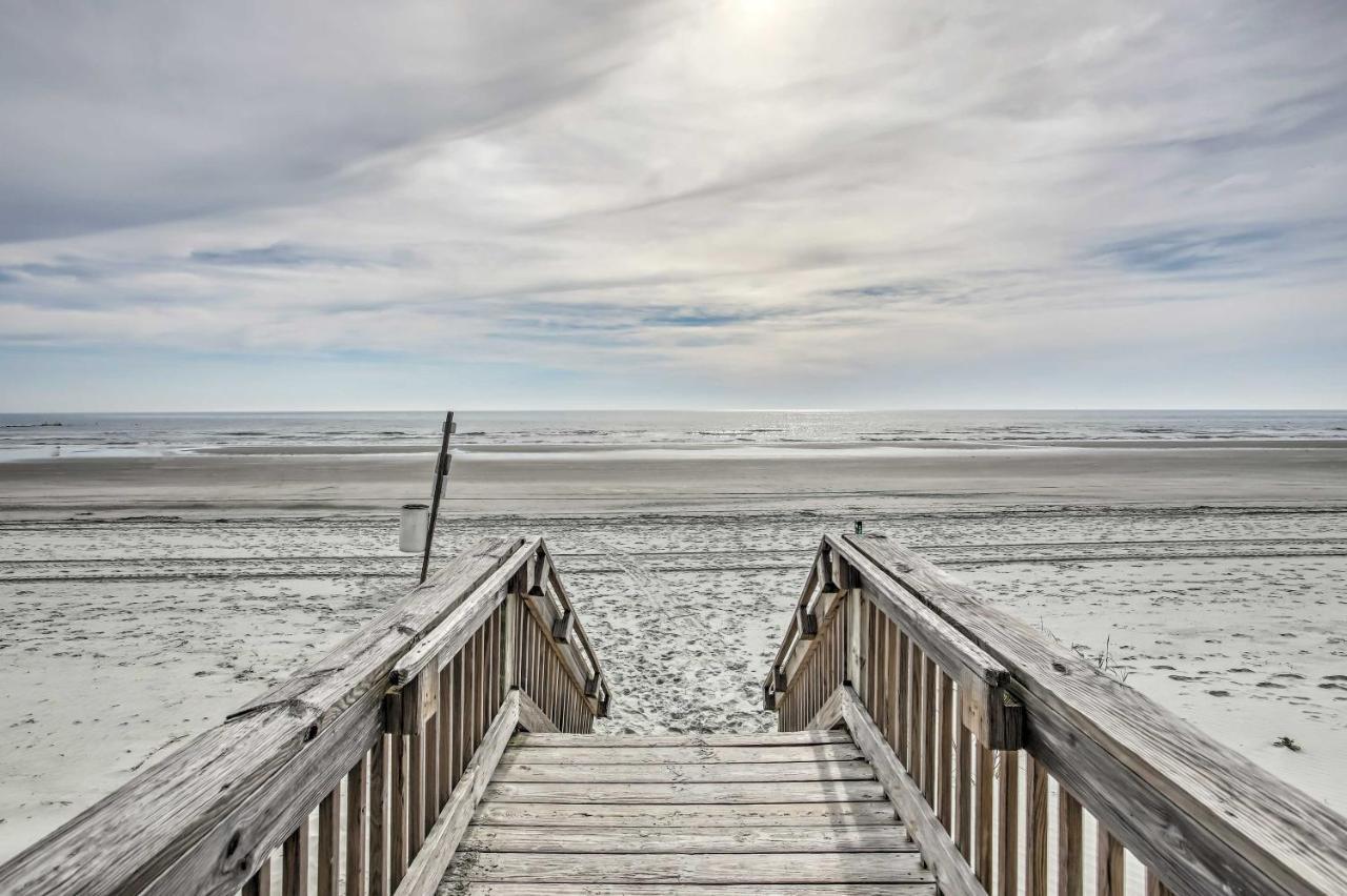 Steps To Sunset Beach Canal-Front Home With Dock! Bagian luar foto