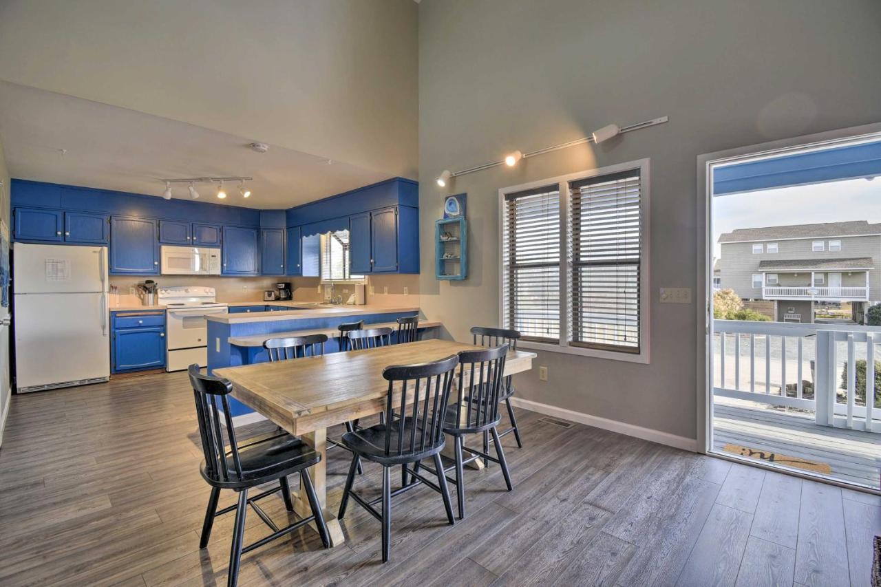 Steps To Sunset Beach Canal-Front Home With Dock! Bagian luar foto