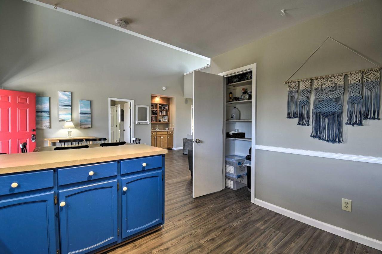 Steps To Sunset Beach Canal-Front Home With Dock! Bagian luar foto
