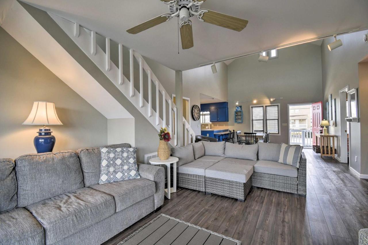 Steps To Sunset Beach Canal-Front Home With Dock! Bagian luar foto